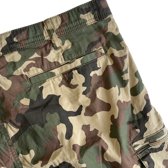 SONOMA Flexwear Men’s Size 40 Tech Cargo Shorts Camo print NWT - Picture 7 of 8
